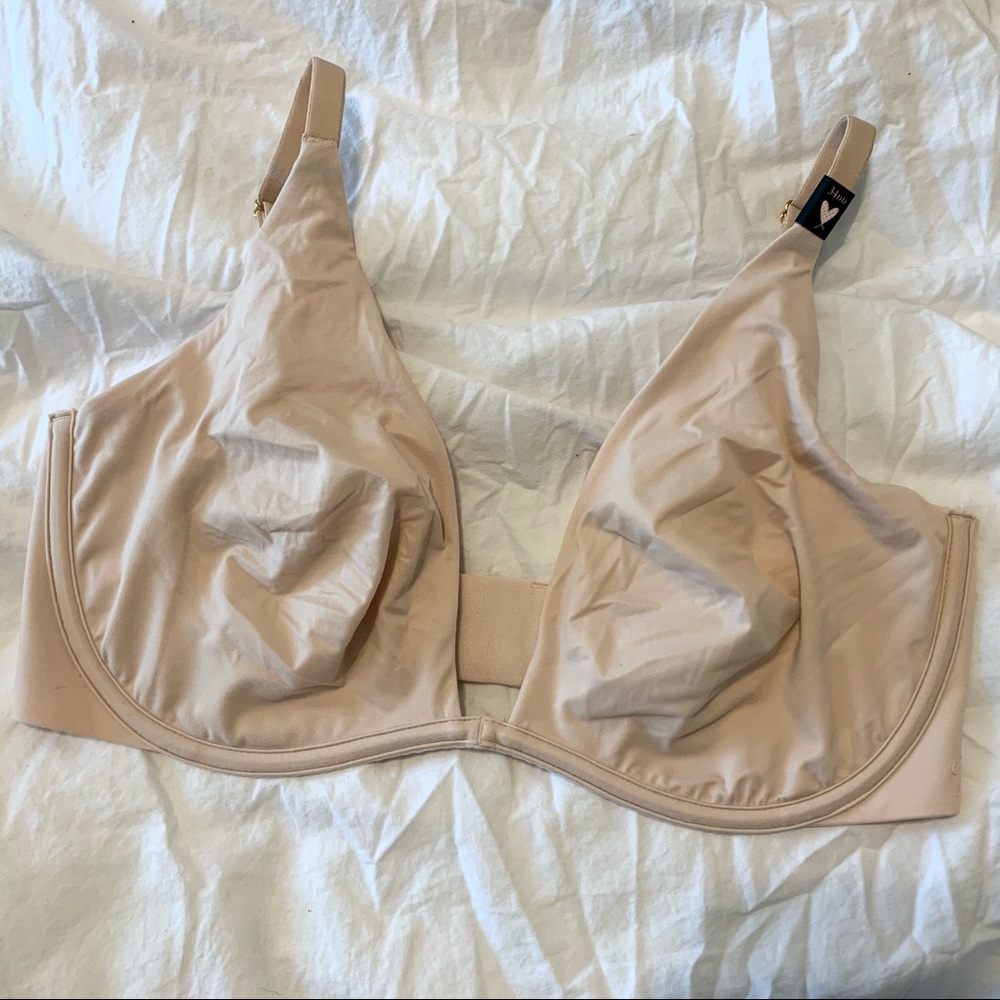 NWT Victoria’s Secret Incredible Unlined Bra